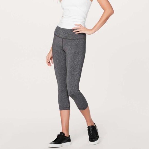 Lululemon Wunder Under Crop High Rise Leggings Luxtreme 21" | Grey | Size 4 - Picture 2 of 8